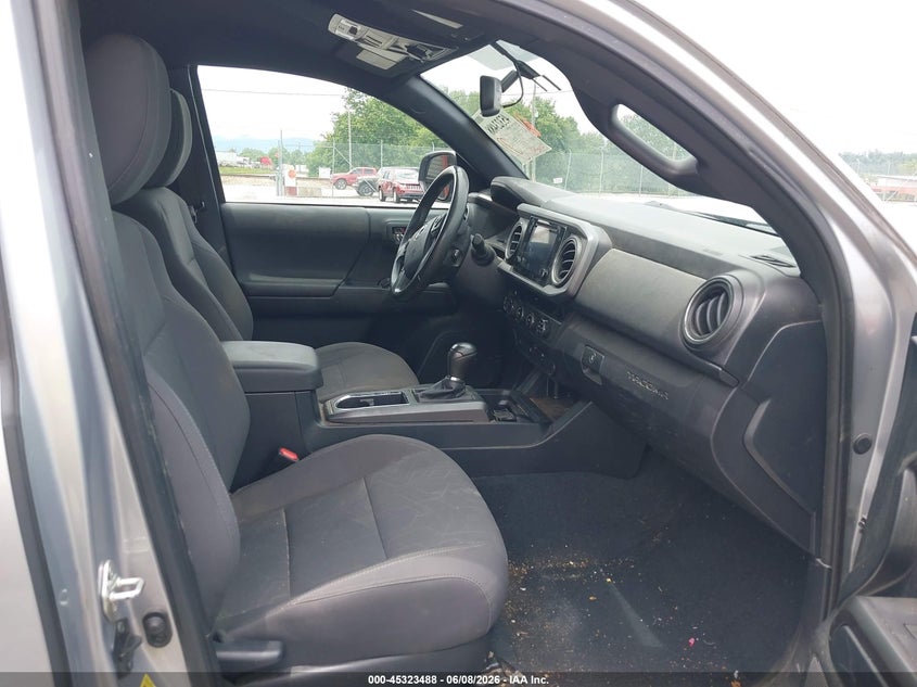 2017 Toyota Tacoma VIN 5TFSZ5AN4HX058394 IAAI salvage auction — FRONT END, Salvage (North Carolina), sold $11,900 on 2026-07-24 (photo 5)
