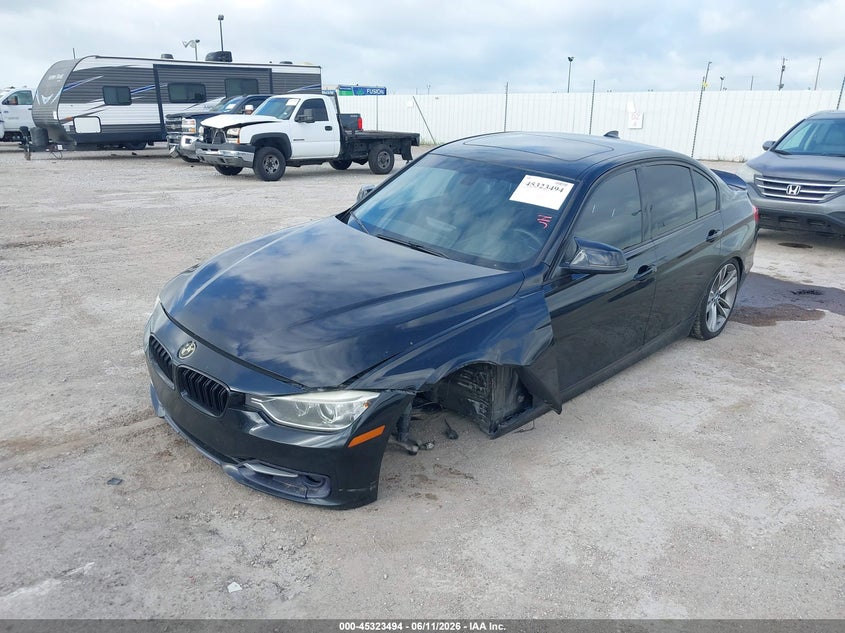 2013 BMW 3er VIN WBA3A9C50DF475993 IAAI salvage auction — LEFT FRONT, Original (Texas), sold $25 on 2026-07-29 (photo 2)