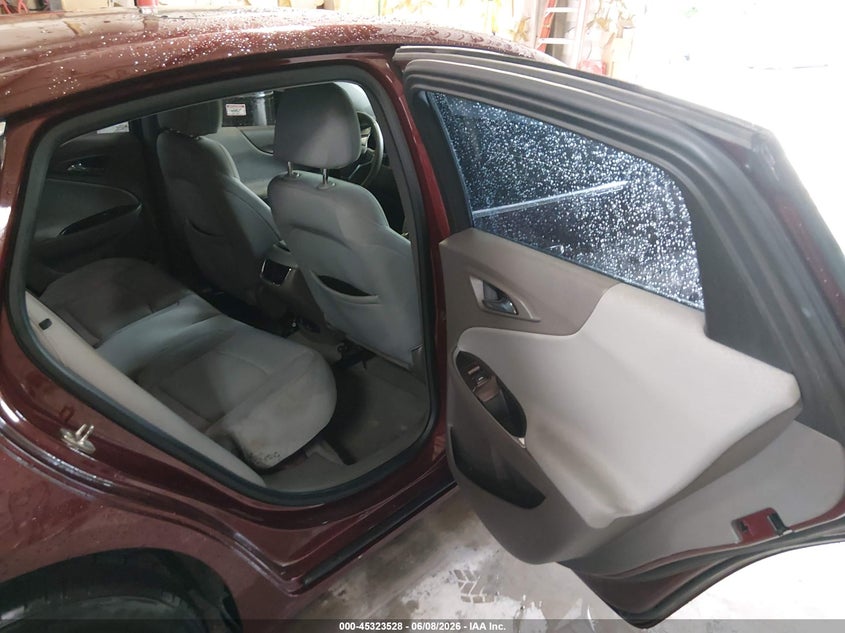 2016 Chevrolet Malibu VIN 1G1ZE5ST8GF282031 IAAI salvage auction — REAR END, Salvage (Kentucky), sold $800 on 2026-07-24 (photo 8)