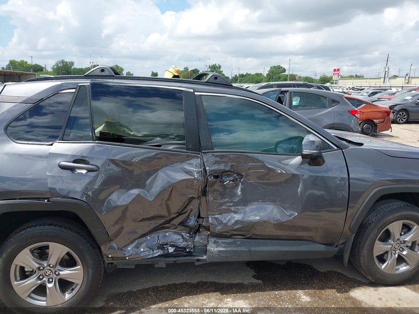 2024 Toyota Rav 4 VIN 2T3W1RFV1RC276048 IAAI salvage auction — RIGHT SIDE, Salvage Title, sold $7,800 on 2026-07-29 (photo 6)