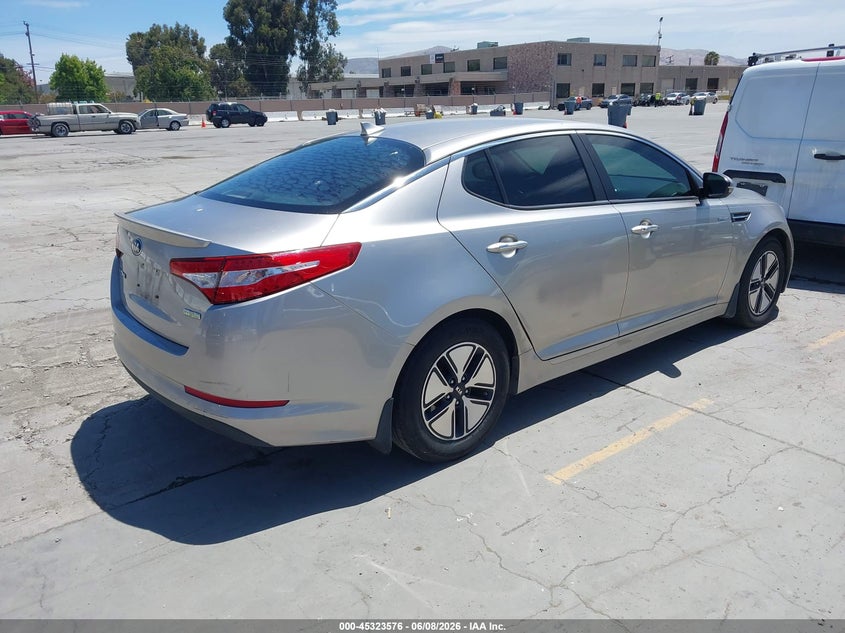 2013 Kia Optima VIN KNAGM4AD9D5061607 IAAI salvage auction — NORMAL WEAR, Clear - Dealer Only (California), sold $450 on 2026-07-06 (photo 4)