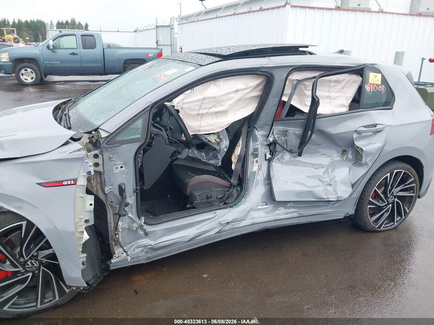 2024 Volkswagen Golf gti VIN WVWVA7CD5RW161822 IAAI salvage auction — SIDE, Salvage Title, sold $4,750 on 2026-07-28 (photo 6)