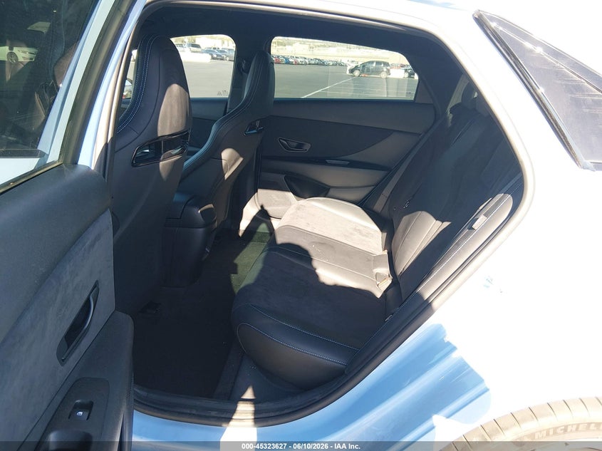 2025 Hyundai Elantra n VIN KMHLW4DK5SU025871 IAAI salvage auction — FRONT & REAR, Salvage Title, sold $7,200 on 2026-08-02 (photo 8)