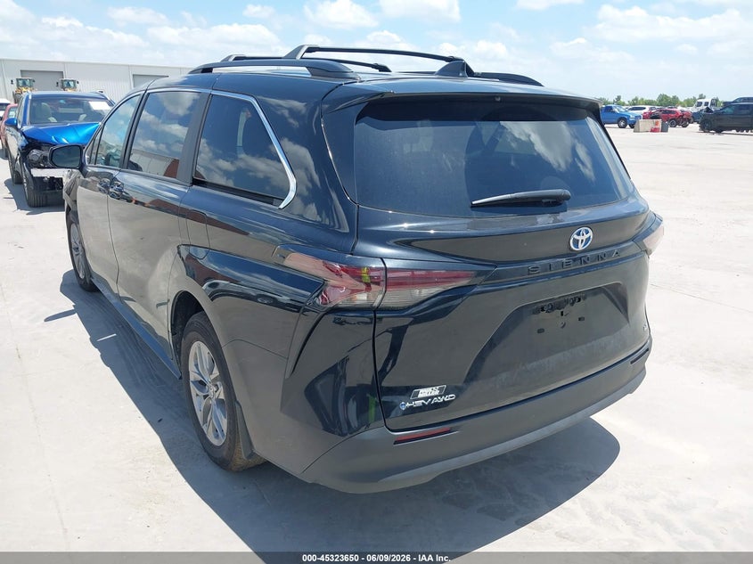 2025 Toyota Sienna VIN 5TDBSKFC4SS225683 IAAI salvage auction — SIDE, Salvage (New Jersey), sold $2,650 on 2026-07-29 (photo 3)