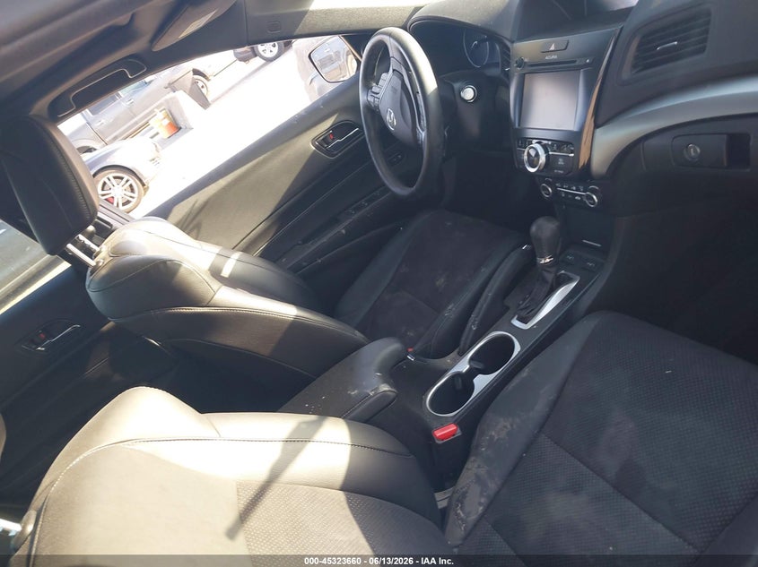 2017 Acura Ilx VIN 19UDE2F88HA016532 IAAI salvage auction — WATER/FLOOD, Salvage (Texas), sold $1,100 on 2026-07-29 (photo 5)