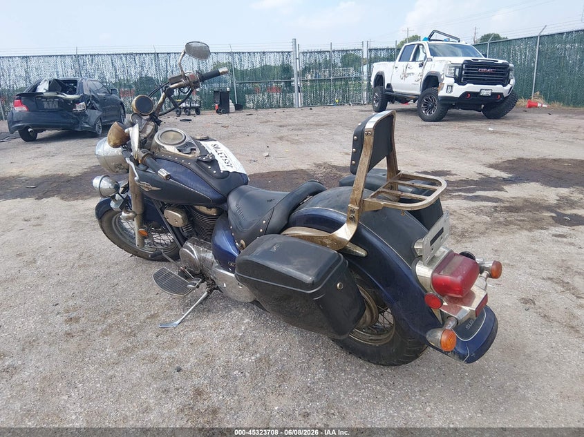 2005 Suzuki C50 VIN JS1VS55A352100517 IAAI salvage auction — TOTAL BURN, Salvage (Kansas), sold $25 on 2026-07-10 (photo 4)