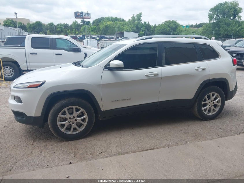 2018 Jeep Cherokee VIN 1C4PJMCB5JD528451 IAAI salvage auction — NORMAL WEAR, Sf97 (Oklahoma), sold $9,000 on 2026-08-03 (photo 2)