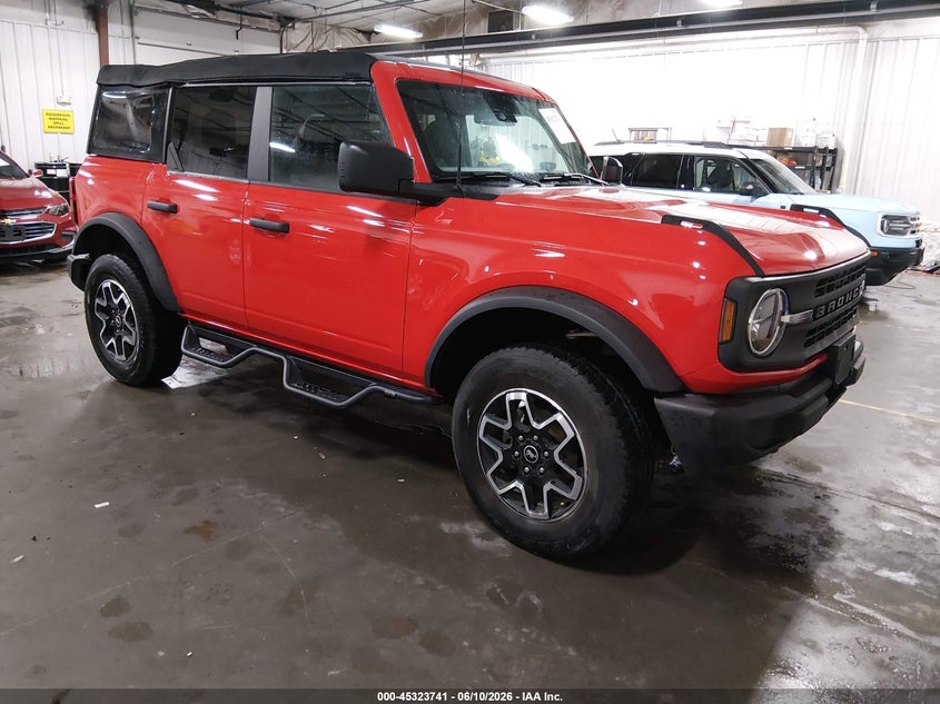 2023 Ford Bronco VIN 1FMDE5BH5PLA98725 IAAI salvage auction — ROOF, Salvage (Iowa), sold $15,800 on 2026-07-28 (photo 1)