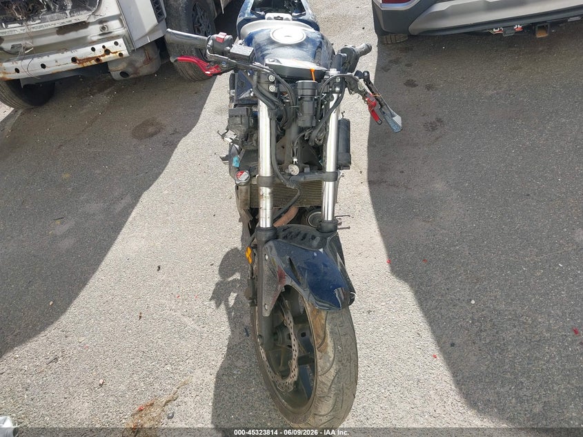 2013 Honda Cbr VIN MLHPC4415D5001389 IAAI salvage auction — SIDE, Salvage Title, sold $100 on 2026-07-08 (photo 5)