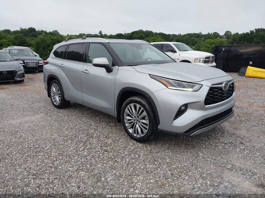 2022 Toyota Highlander VIN 5TDFZRBH6NS199129 IAAI salvage auction — HAIL, Salvage Title, sold $25,200 on 2026-07-06 (photo 1)