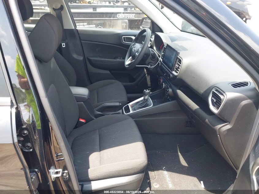 2023 Hyundai Venue VIN KMHRB8A30PU211299 IAAI salvage auction — RIGHT FRONT, Salvage - Greater Than 75% (Maryland), sold $2,050 on 2026-07-28 (photo 5)