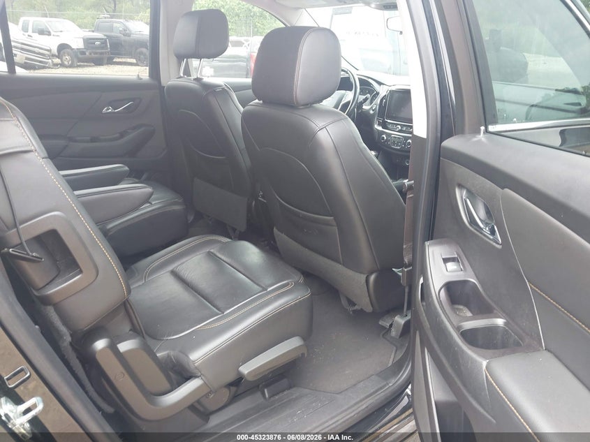 2020 Chevrolet Traverse VIN 1GNEVHKW6LJ187256 IAAI salvage auction — FRONT & REAR, Salvage Title, sold $2,900 on 2026-07-09 (photo 8)