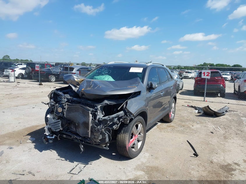 2012 Kia Sorento VIN 5XYKU3A65CG242606 IAAI salvage auction — FRONT END, Salvage Title, sold $25 on 2026-07-28 (photo 2)