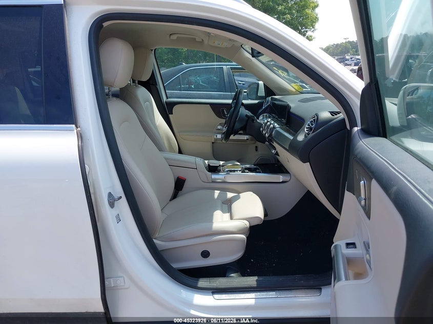 2020 Mercedes-benz VIN W1N4M4GB5LW028035 IAAI salvage auction — REAR END, Salvage Title, sold $8,100 on 2026-07-23 (photo 5)
