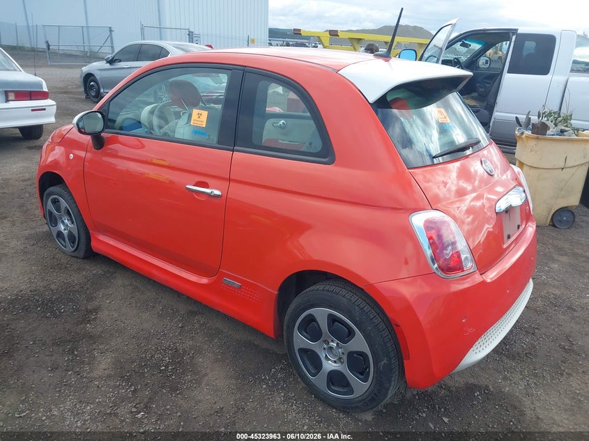 2013 Fiat 500 VIN 3C3CFFGE2DT604601 IAAI salvage auction — BIOHAZARD/CHEMICAL, Salvage Title, sold $150 on 2026-08-11 (photo 3)