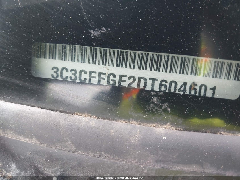 2013 Fiat 500 VIN 3C3CFFGE2DT604601 IAAI salvage auction — BIOHAZARD/CHEMICAL, Salvage Title, sold $150 on 2026-08-11 (photo 9)
