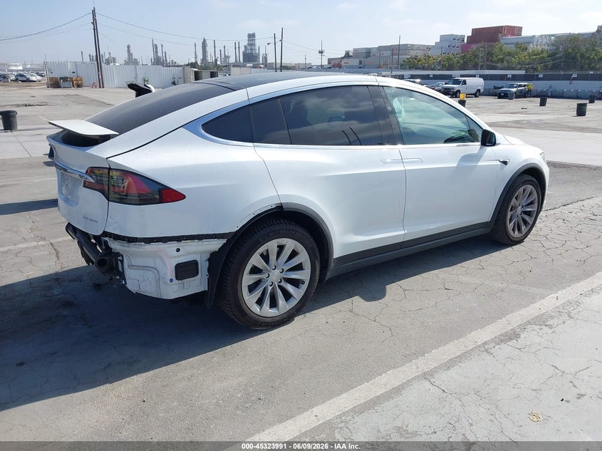 2020 Tesla Model x VIN 5YJXCDE27LF297135 IAAI salvage auction — REAR END, Salvage (California), sold $7,000 on 2026-07-29 (photo 4)