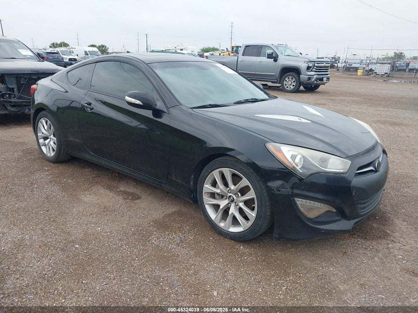 2013 Hyundai Genesis VIN KMHHU6KJ6DU097988 IAAI salvage auction — REAR END, Original (Texas), sold $650 on 2026-07-21 (photo 1)