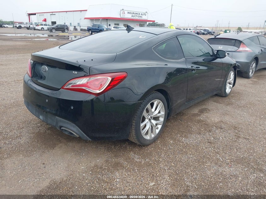 2013 Hyundai Genesis VIN KMHHU6KJ6DU097988 IAAI salvage auction — REAR END, Original (Texas), sold $650 on 2026-07-21 (photo 4)