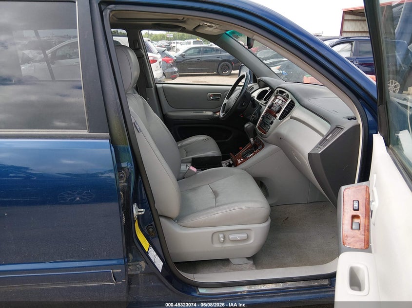 2005 Toyota Highlander VIN JTEEP21A050134076 IAAI salvage auction — NORMAL WEAR, Certificate Of Title (Nebraska), sold $1,200 on 2026-07-30 (photo 5)