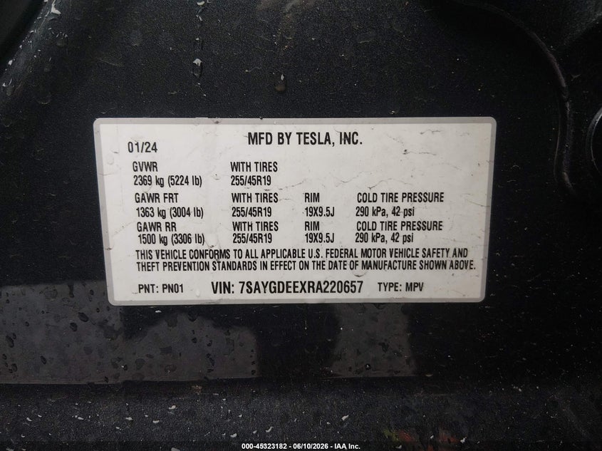 2024 Tesla Model y VIN 7SAYGDEEXRA220657 IAAI salvage auction — FRONT END, Salvage Title, sold $8,950 on 2026-09-02 (photo 9)