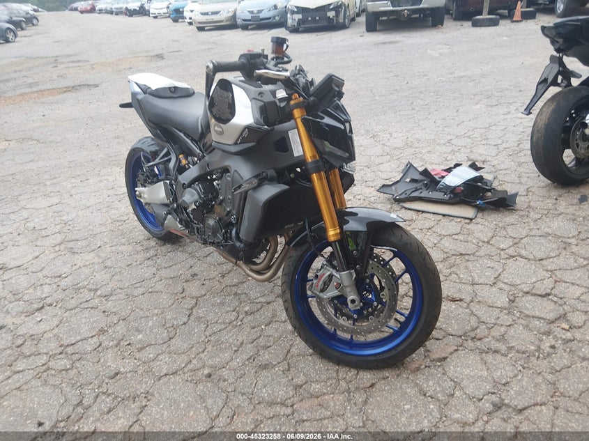 2025 Yamaha Mt VIN JYARN95E4SA001761 — IAAI salvage auction photo