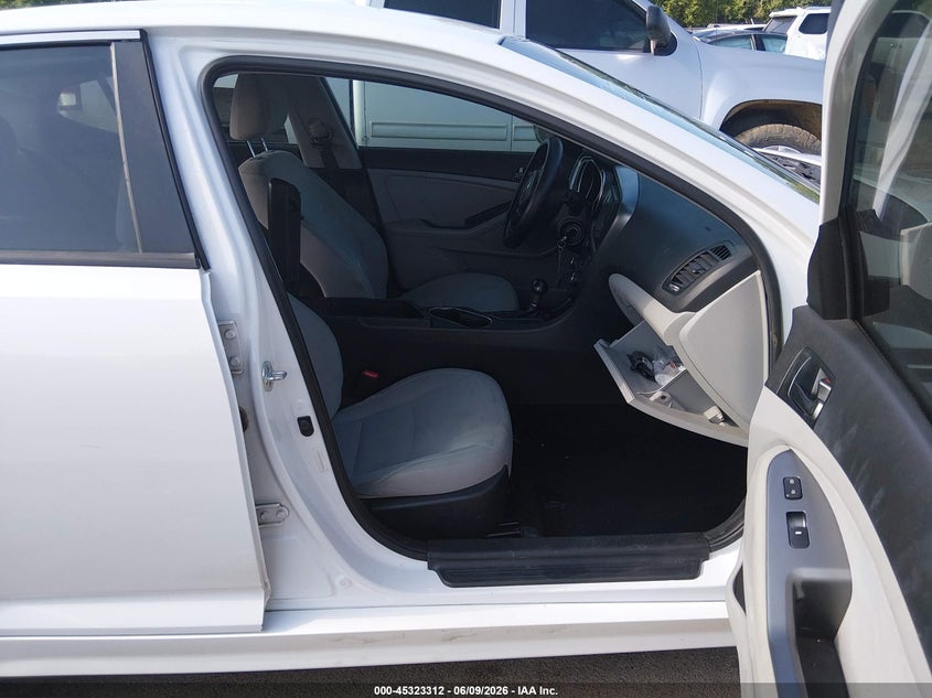 2015 Kia Optima VIN 5XXGM4A78FG448614 IAAI salvage auction — REAR END, Salvage Title, sold $1,700 on 2026-07-09 (photo 5)