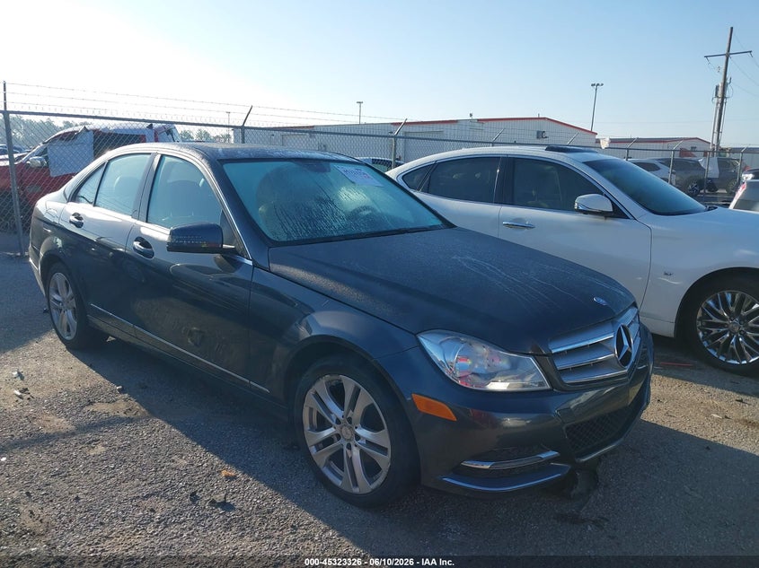 2014 Mercedes-benz C-klasse VIN WDDGF4HBXER319988 IAAI salvage auction — NORMAL WEAR, Clear (Louisiana), sold $350 on 2026-07-14 (photo 1)