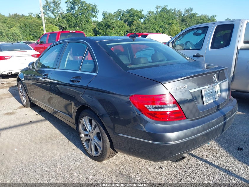 2014 Mercedes-benz C-klasse VIN WDDGF4HBXER319988 IAAI salvage auction — NORMAL WEAR, Clear (Louisiana), sold $350 on 2026-07-14 (photo 3)