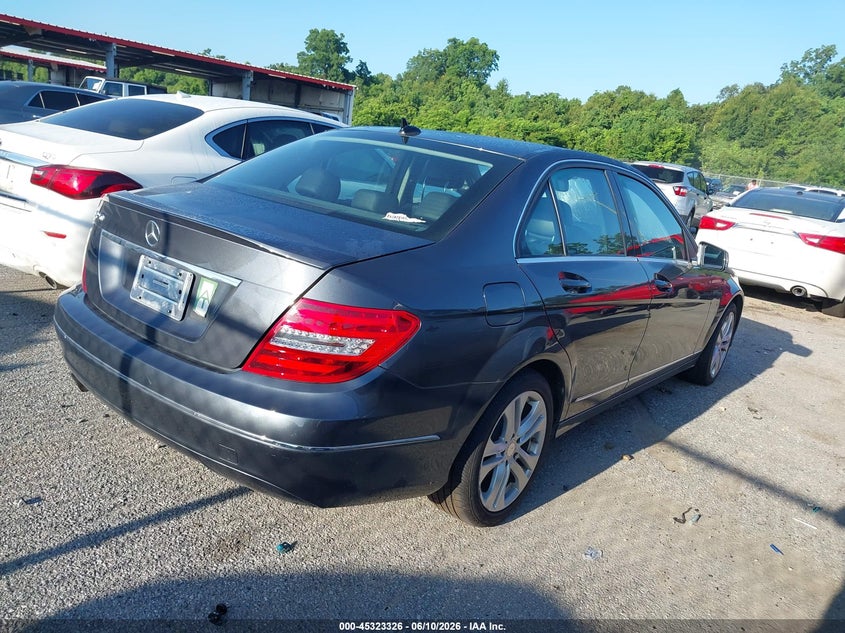 2014 Mercedes-benz C-klasse VIN WDDGF4HBXER319988 IAAI salvage auction — NORMAL WEAR, Clear (Louisiana), sold $350 on 2026-07-14 (photo 4)