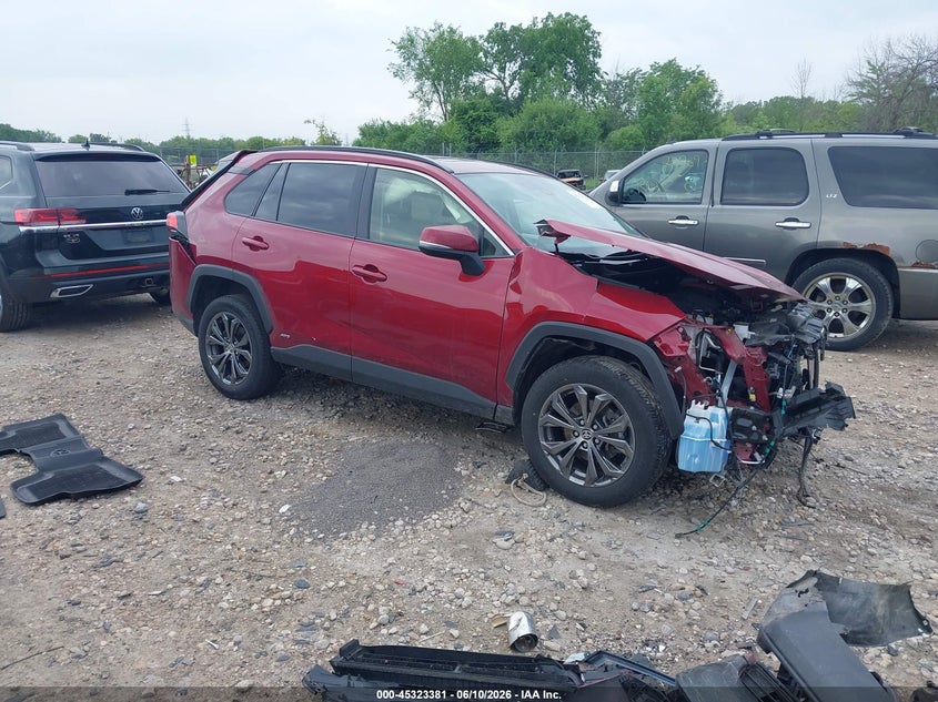 2024 Toyota Rav 4 VIN JTMB6RFV9RD131853 IAAI salvage auction — FRONT END, Clear Claim Paid (Wisconsin), sold $3,650 on 2026-07-09 (photo 1)