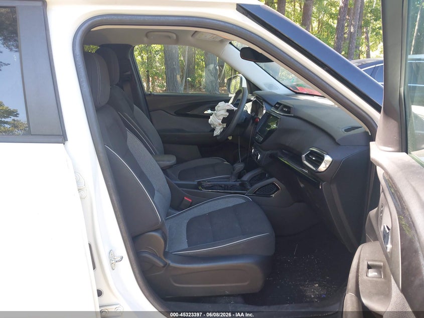 2021 Chevrolet Trailblazer VIN KL79MPSL1MB155806 IAAI salvage auction — LEFT FRONT, Salvage (Virginia), sold $3,050 on 2026-07-28 (photo 5)