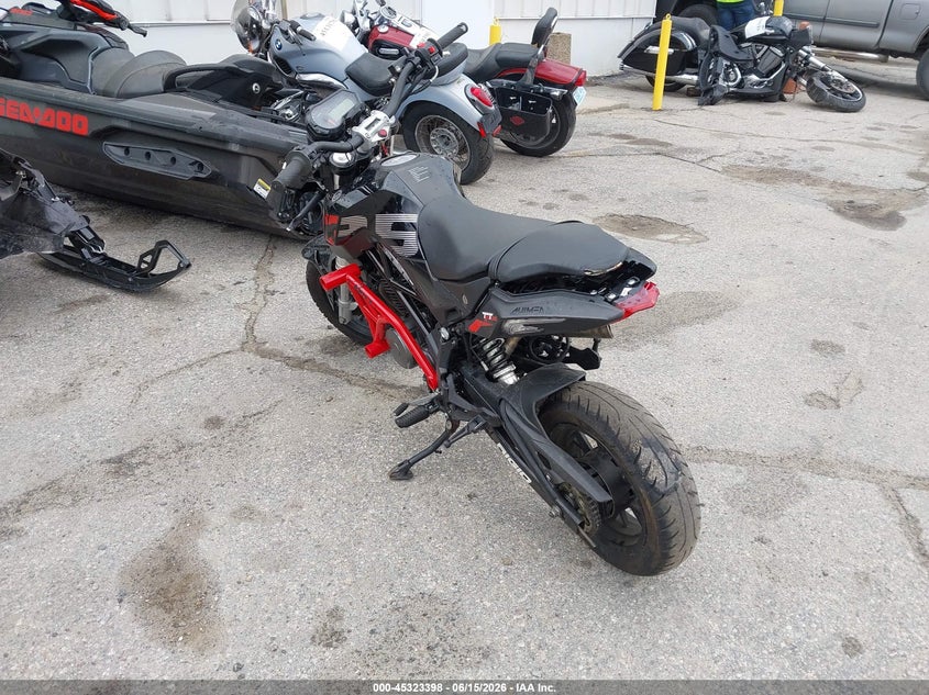2021 Benelli VIN LBBPEA077MBC65167 IAAI salvage auction — FRONT & REAR, Salvage (Rhode Island), sold $200 on 2026-07-28 (photo 3)