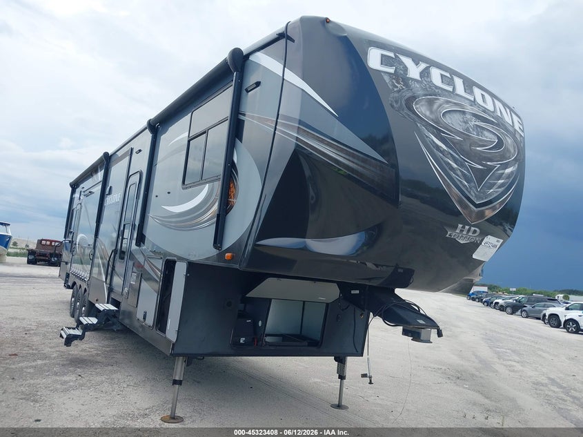 2017 Heartland rv Cyclone VIN 5SFCG4336HE333336 IAAI salvage auction — WATER/FLOOD, Rebuildable (Florida), sold $5,100 on 2026-07-28 (photo 1)