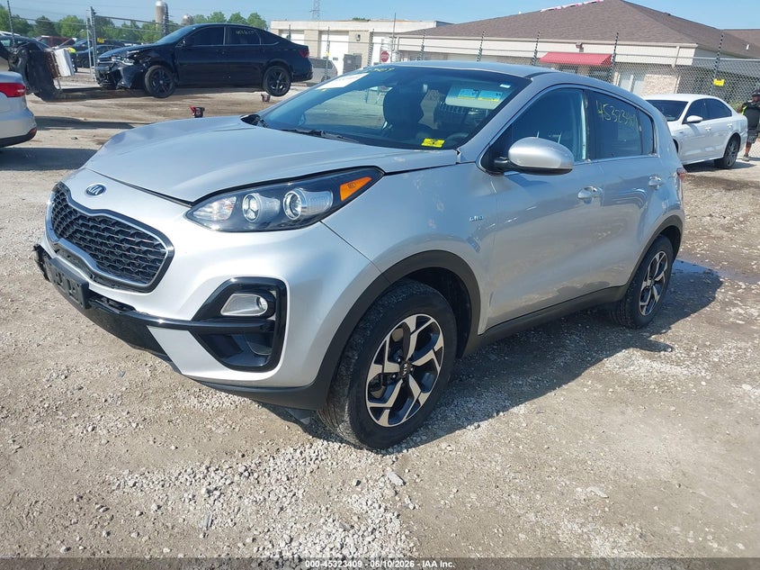 2020 Kia Sportage VIN KNDPMCACXL7737960 IAAI salvage auction — RIGHT SIDE, Salvage Title, sold $3,200 on 2026-07-28 (photo 2)