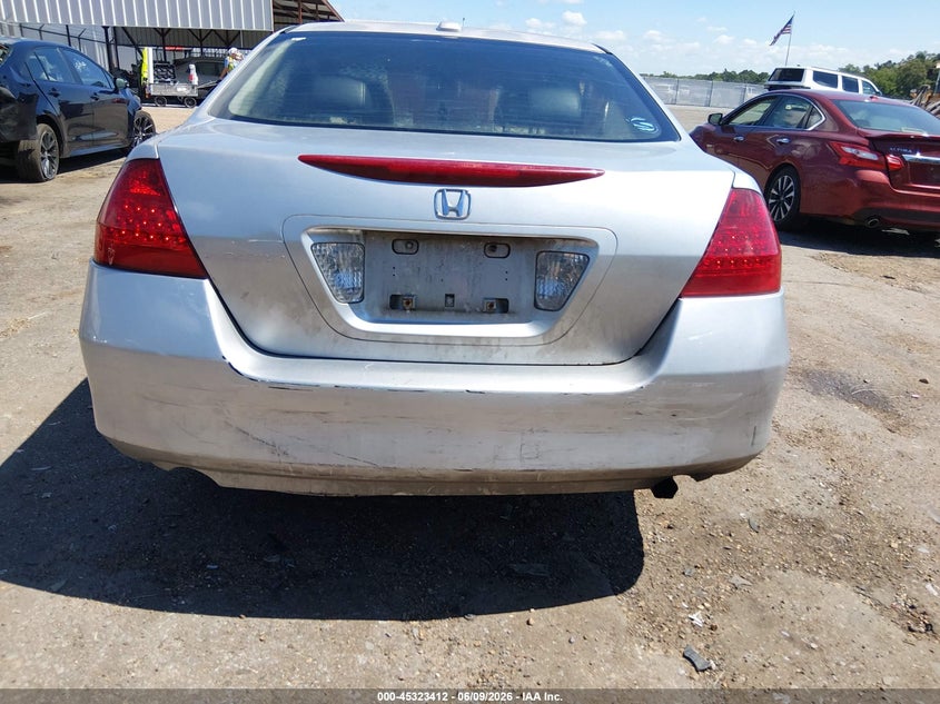 2006 Honda Accord VIN JHMCM56826C007338 IAAI salvage auction — FRONT & REAR, Salvage (Mississippi), sold $225 on 2026-07-08 (photo 6)