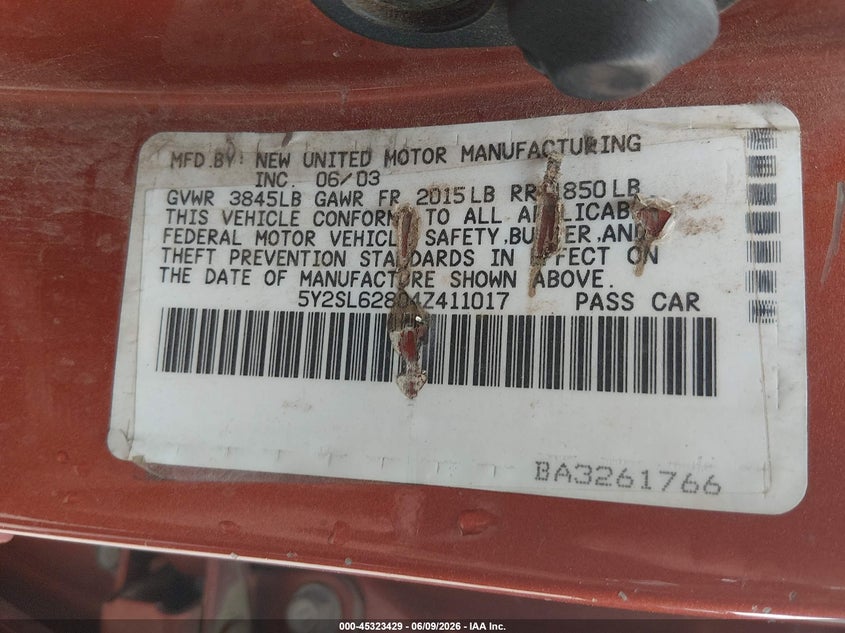 2004 Pontiac Vibe VIN 5Y2SL62804Z411017 IAAI salvage auction — RIGHT SIDE, Salvage (New Mexico), sold $275 on 2026-07-20 (photo 9)
