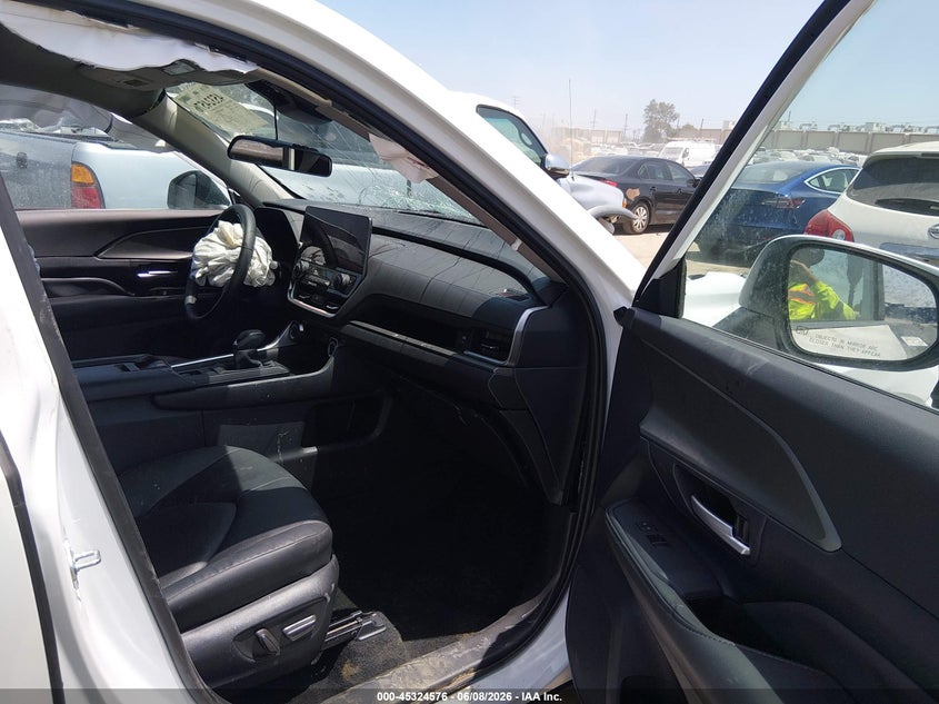 2026 Toyota Highlander VIN 5TDAAAA58TS040846 IAAI salvage auction — LEFT FRONT, Salvage Title, sold $10,000 on 2026-07-29 (photo 5)