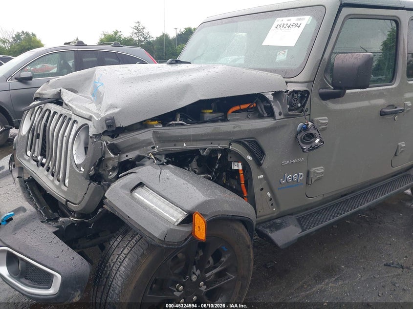 2023 Jeep Grand wagoneer VIN 1C4JJXP60PW605132 IAAI salvage auction — FRONT END, Rebuildable (Florida), sold $8,000 on 2026-07-28 (photo 6)