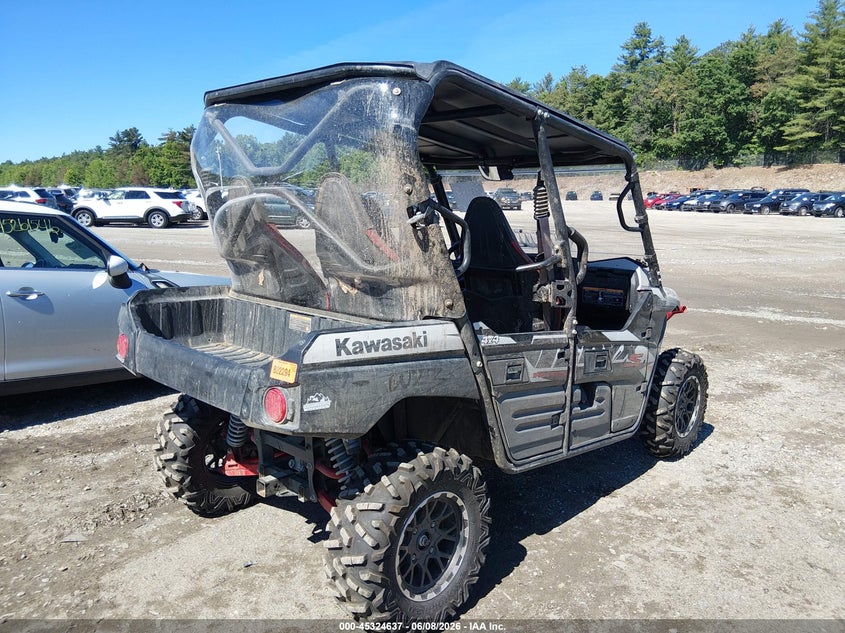 2023 Kawasaki VIN JKBRTCL11PB500015 IAAI salvage auction — UNKNOWN, Bill Of Sale (Massachusetts), sold $4,200 on 2026-07-22 (photo 4)