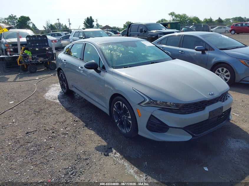 2021 Kia K5 VIN 5XXG64J21MG044193 IAAI salvage auction — REAR END, Salvage Title, sold $6,600 on 2026-08-01 (photo 1)