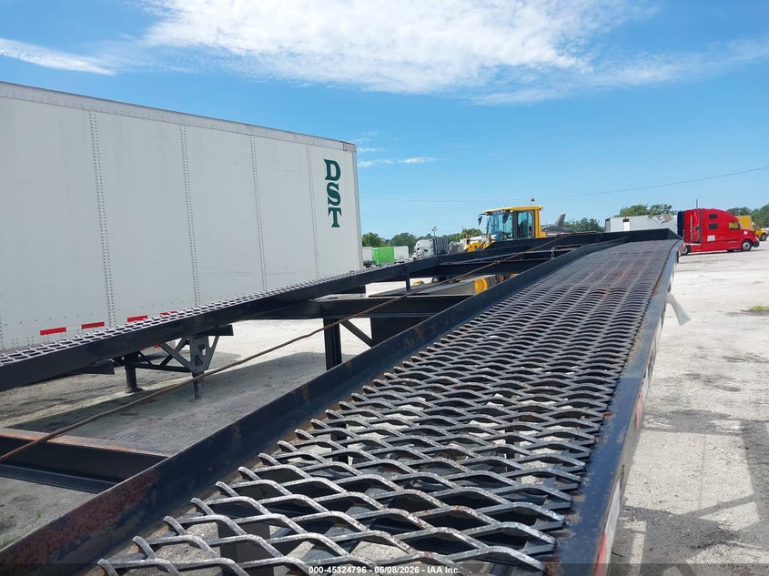 2020 Kaufman trailers Kaufman trailers VIN 5SHFW5029LB000440 IAAI salvage auction — NORMAL WEAR, Clear (Florida), sold $25 on 2026-07-29 (photo 5)