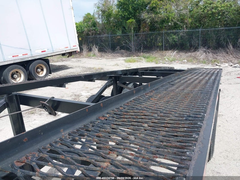 2020 Kaufman trailers Kaufman trailers VIN 5SHFW5029LB000440 IAAI salvage auction — NORMAL WEAR, Clear (Florida), sold $25 on 2026-07-29 (photo 8)