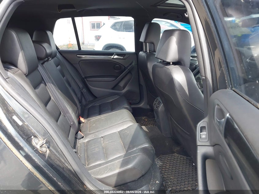 2011 Volkswagen Gti VIN WVWHV7AJ1BW154625 IAAI salvage auction — NORMAL WEAR, Clear-Dealer Only (Oregon), sold $575 on 2026-07-09 (photo 8)