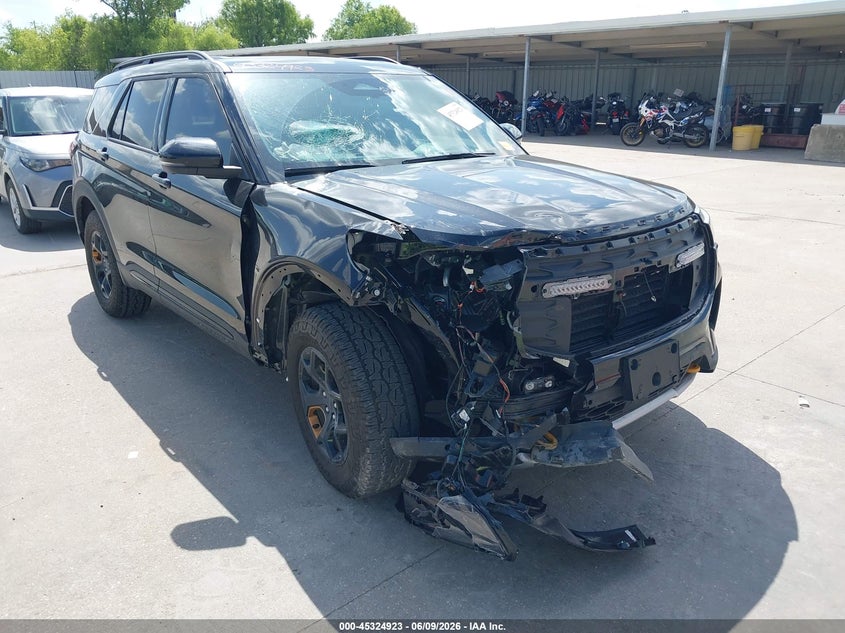 2026 Ford Explorer VIN 1FMWK8JC4TGA65498 — IAAI salvage auction photo