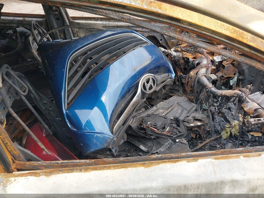 2014 Hyundai Elantra VIN KMHDH4AEXEU111243 IAAI salvage auction — ENGINE BURN, Salvage - Greater Than 75% (Maryland), sold $250 on 2026-07-14 (photo 5)