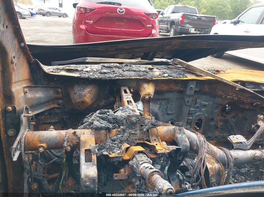 2014 Hyundai Elantra VIN KMHDH4AEXEU111243 IAAI salvage auction — ENGINE BURN, Salvage - Greater Than 75% (Maryland), sold $250 on 2026-07-14 (photo 7)