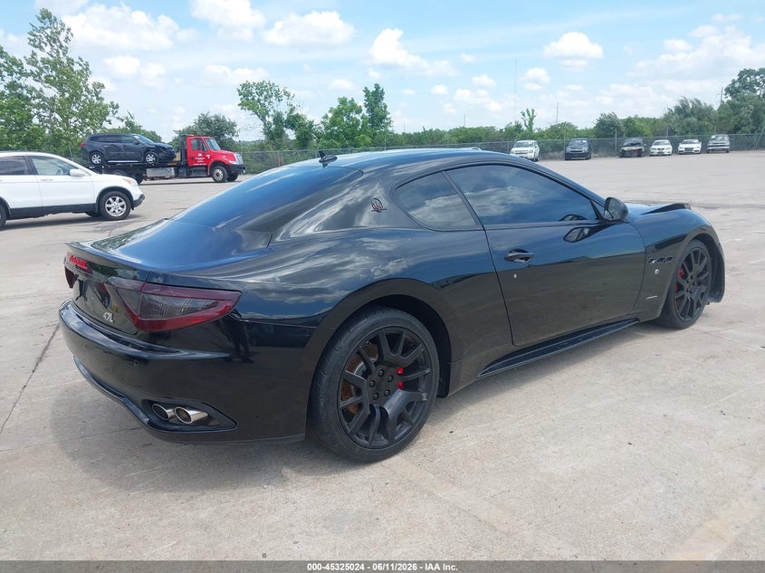 2012 Maserati Granturismo VIN ZAM45KLA8C0062362 IAAI salvage auction — FRONT END, Salvage (Illinois), sold $8,800 on 2026-07-21 (photo 4)