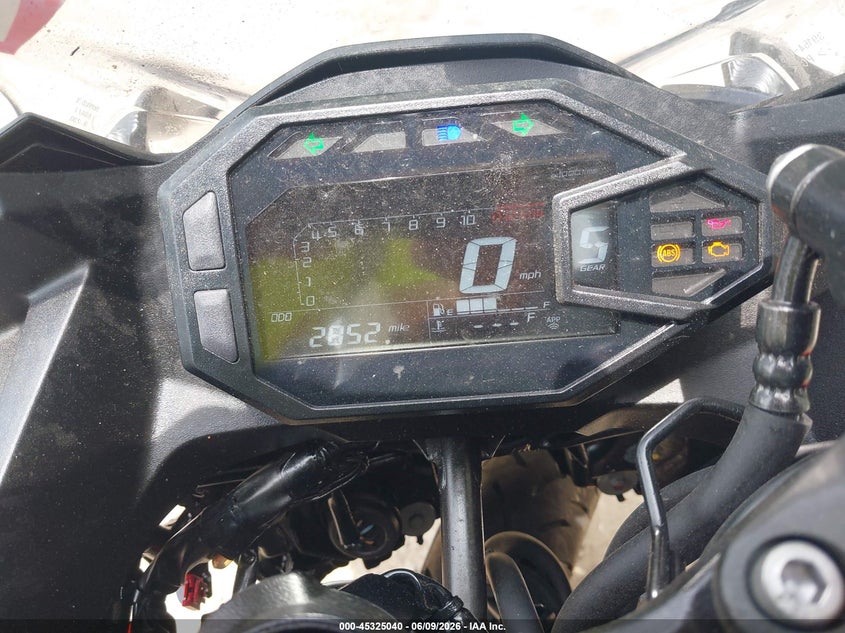 2025 Kawasaki Ninja VIN ML5EXGG18SDA56642 IAAI salvage auction — FRONT END, Salvage Title, sold $550 on 2026-09-19 (photo 7)