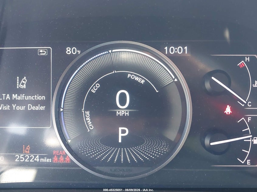2024 Lexus Ux VIN JTHX6JBH6R2168926 IAAI salvage auction — ROLLOVER, Salvage Title, sold $25 on 2026-07-10 (photo 7)